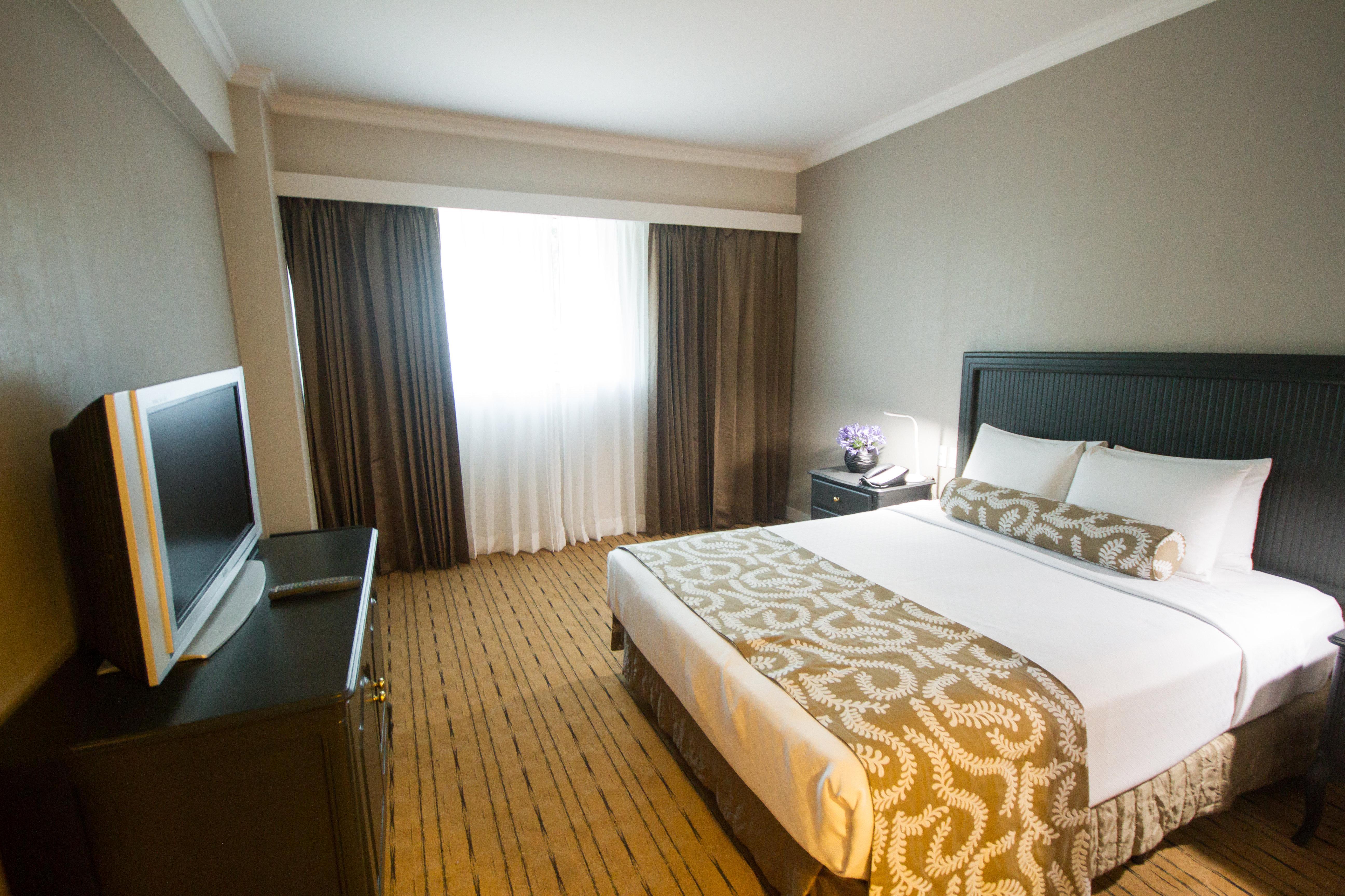 Crowne Plaza Managua By Ihg Hotel Exterior photo